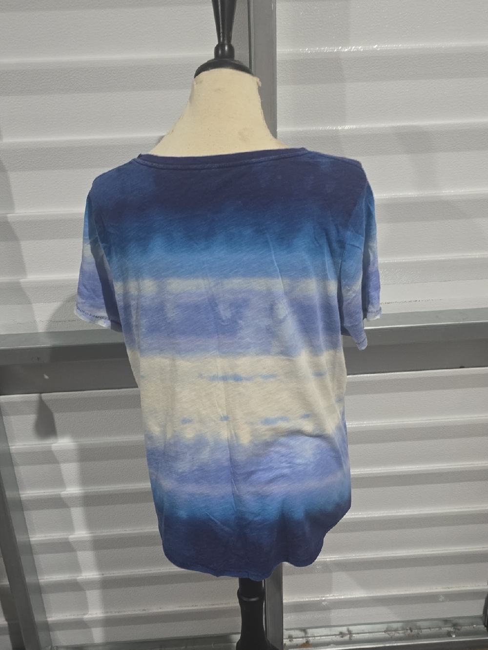 Sonoma Blue and White Ombre V-Neck Short Sleeve Top Size 1X - Picture 5 of 13